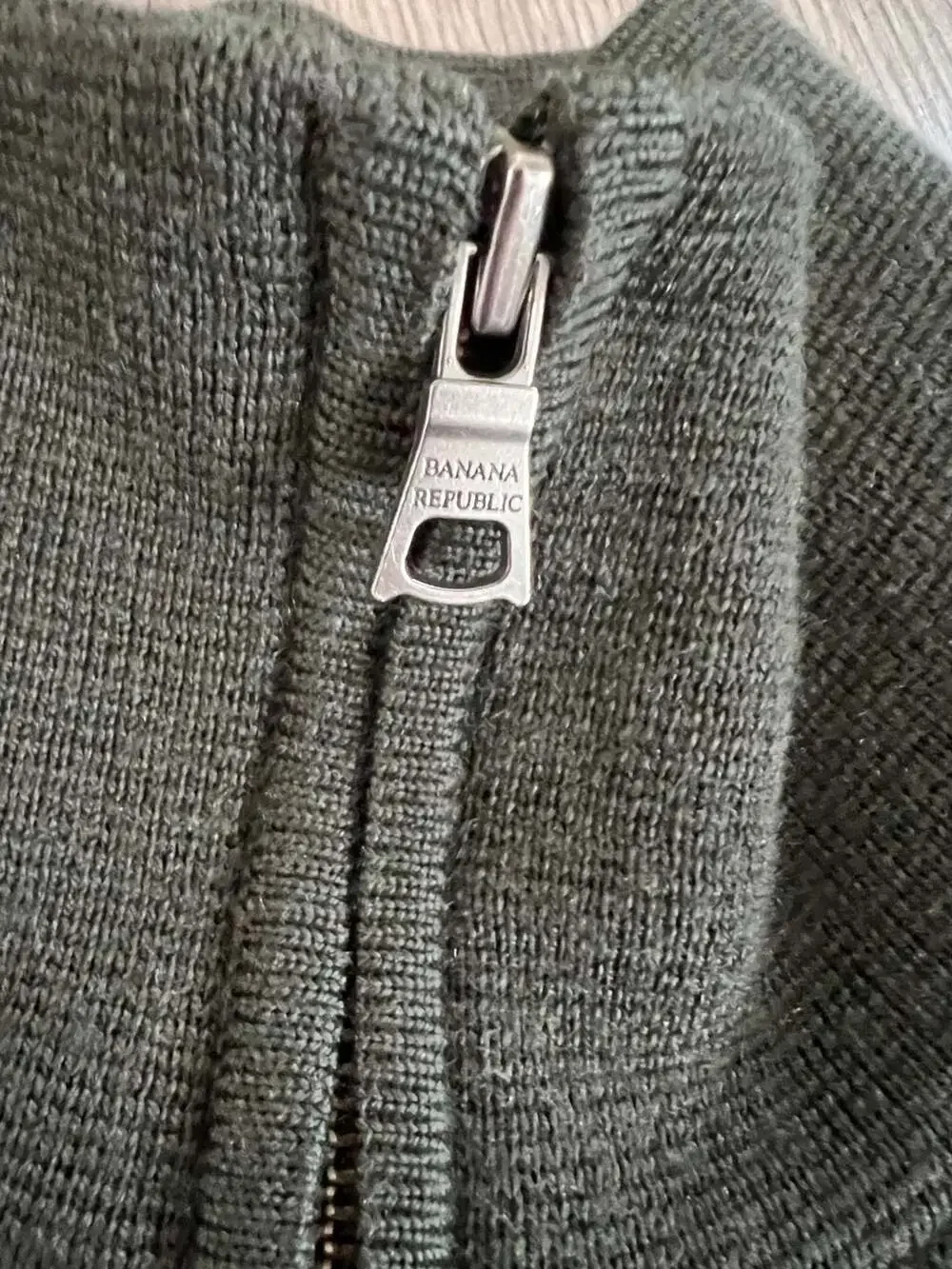 Banana Republic Wool Blend Quarter-Zip Sweater Size S Olive Green - Picture 2 of 7